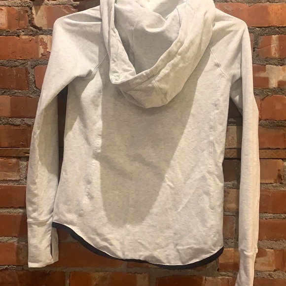 Athleta hoodie gray with black trim extra coverage on the collar - XXS - Picture 5 of 6